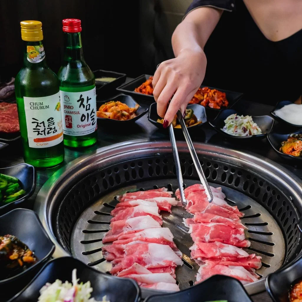 Gen Korean BBQ House - <a href="https://www.facebook.com/genkoreanbbq/photos/pcb.997317790977332/997317754310669/">Photo Source</a>