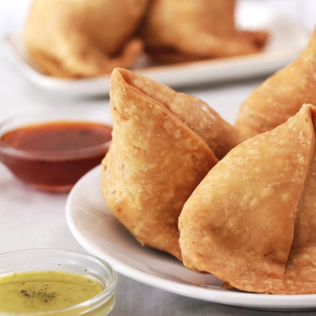 Samosa - <a href="https://www.facebook.com/MrMomoAZ.19/photos/3226104230960127">Photo Source</a>