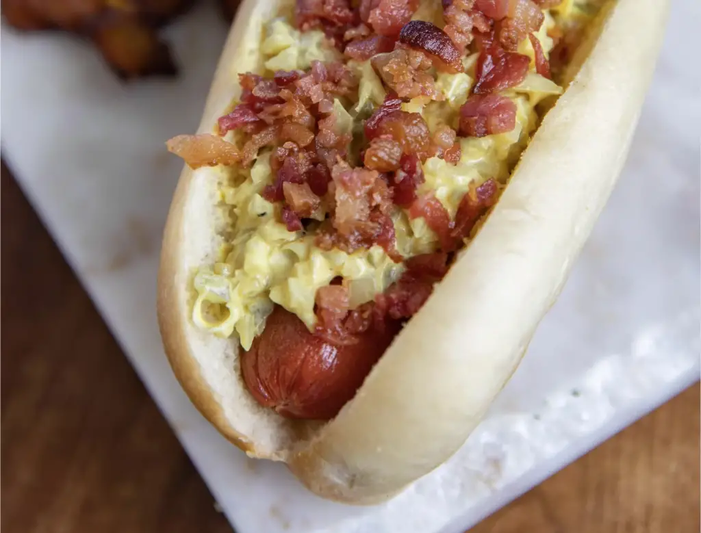 Simon’s Hot Dogs - <a href="https://www.simonshotdogs.com">Photo Source</a>